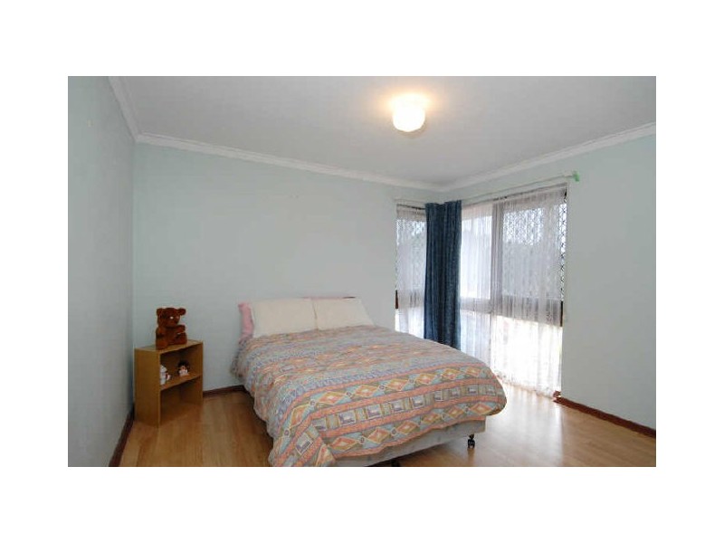 8 Olney Place, Huntingdale WA 6110