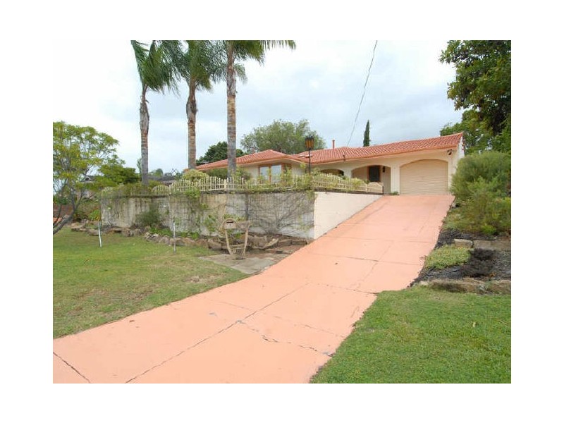 8 Olney Place, Huntingdale WA 6110