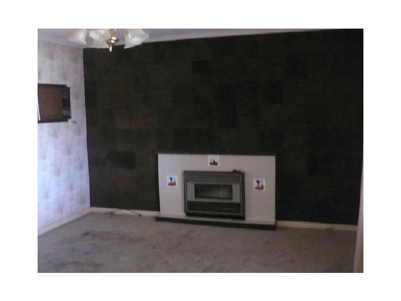 106 Spring Road, Thornlie WA 6108