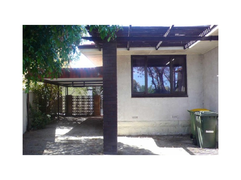 106 Spring Road, Thornlie WA 6108