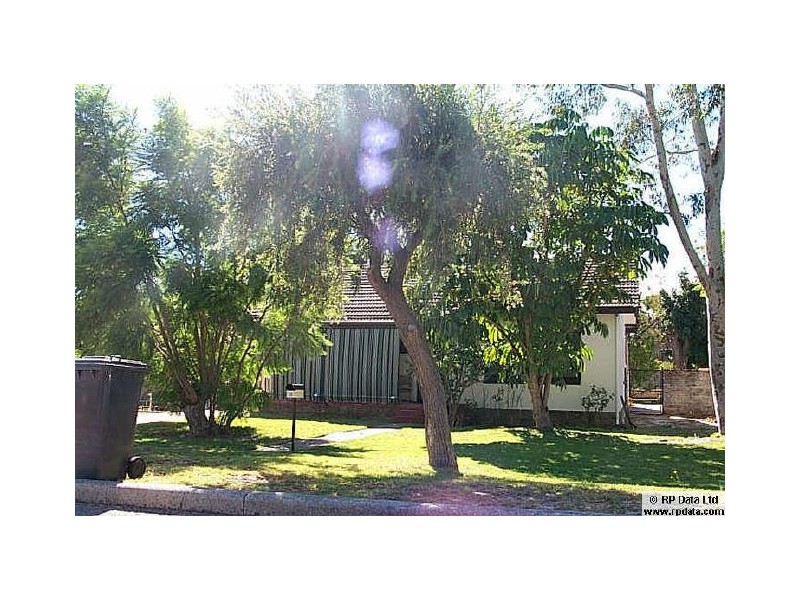 10 Hunt Street, Thornlie WA 6108