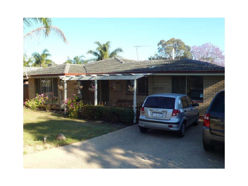 71 Spring Road, Thornlie WA 6108