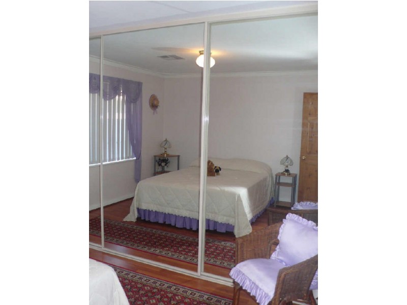 71 Spring Road, Thornlie WA 6108