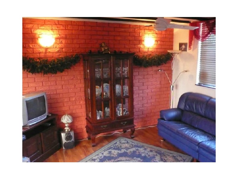 71 Spring Road, Thornlie WA 6108