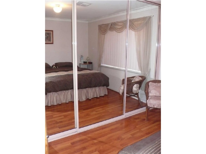 71 Spring Road, Thornlie WA 6108