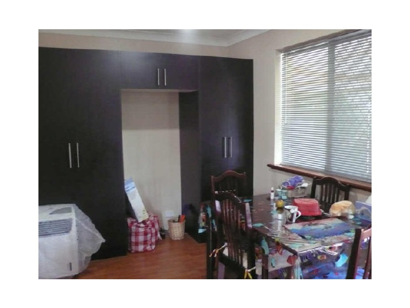 42 Ravenhill, Thornlie WA 6108