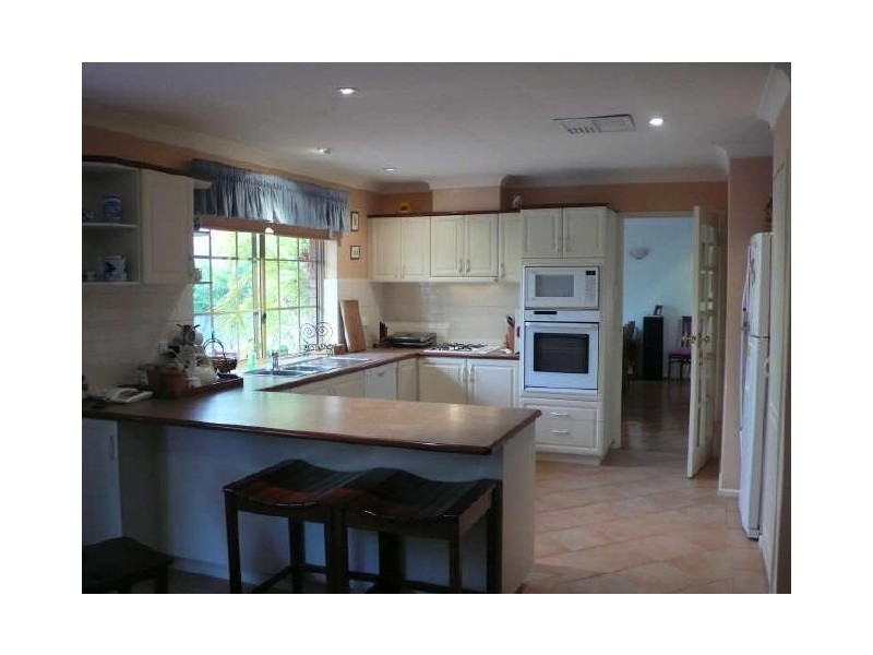 15 Mayo Court, Parkwood WA 6147