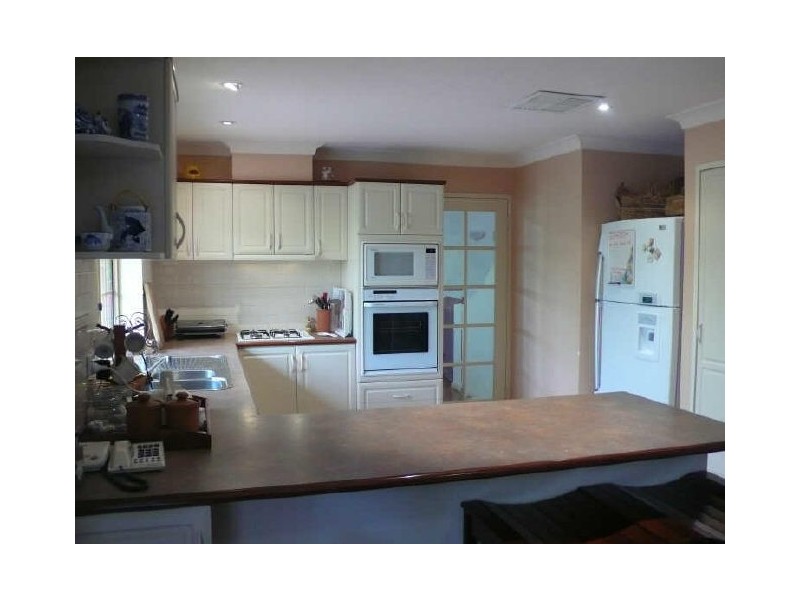 15 Mayo Court, Parkwood WA 6147