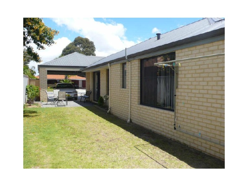 14 Kingsdown Road, Maddington WA 6109