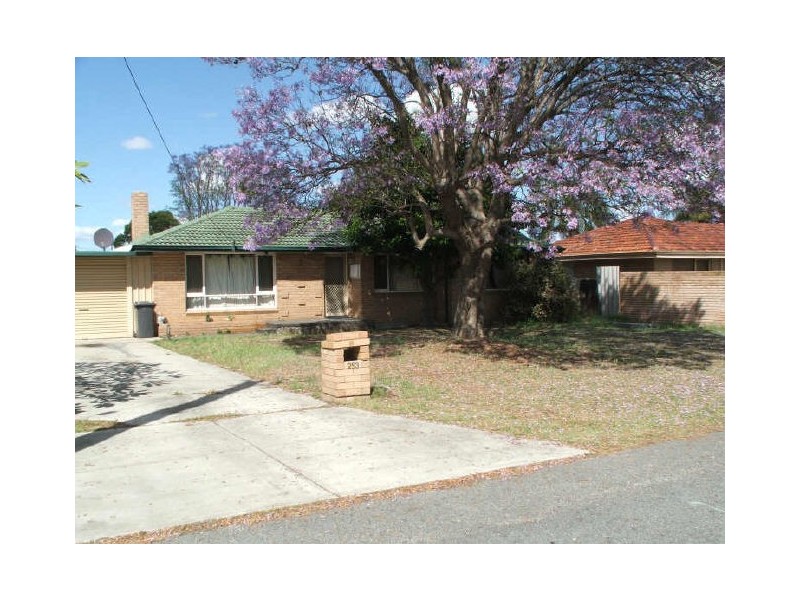 253 Spencer Road, Thornlie WA 6108