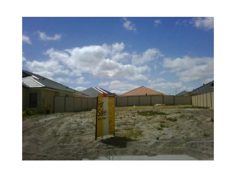 6 Wisely Ct, Aubin Grove WA 6164