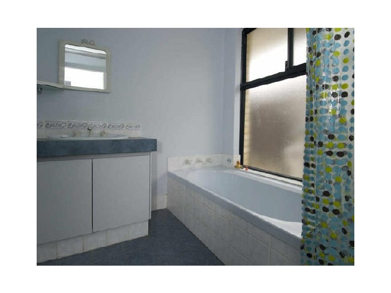 12 Wallan Court, Maddington WA 6109