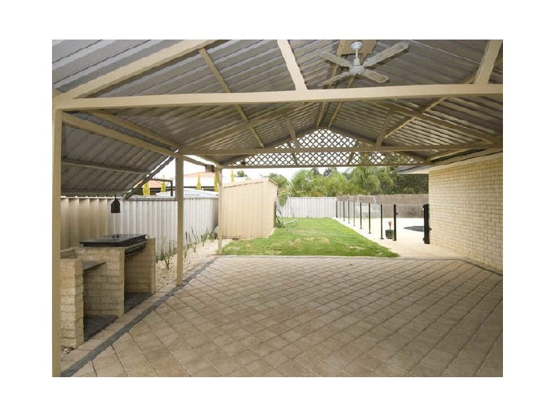 12 Wallan Court, Maddington WA 6109