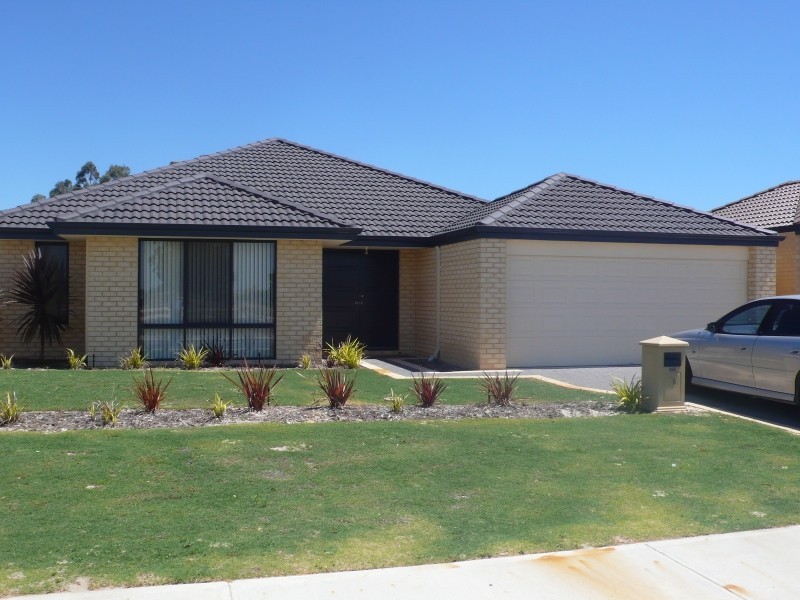 35 Holmes Street, Southern River WA 6110