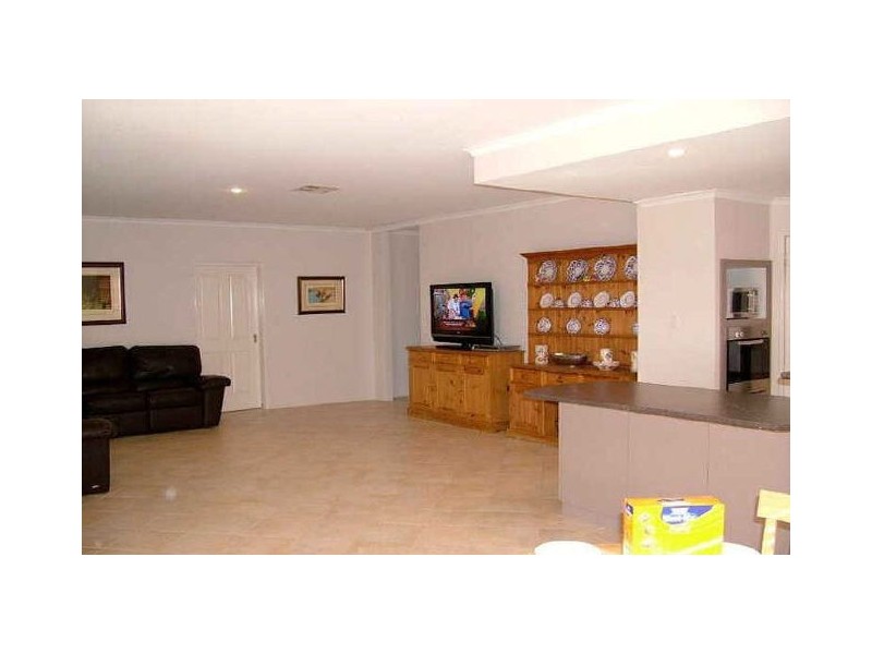 12 Dornoch Way, Canning Vale WA 6155