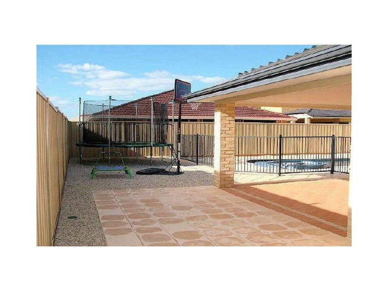 12 Dornoch Way, Canning Vale WA 6155