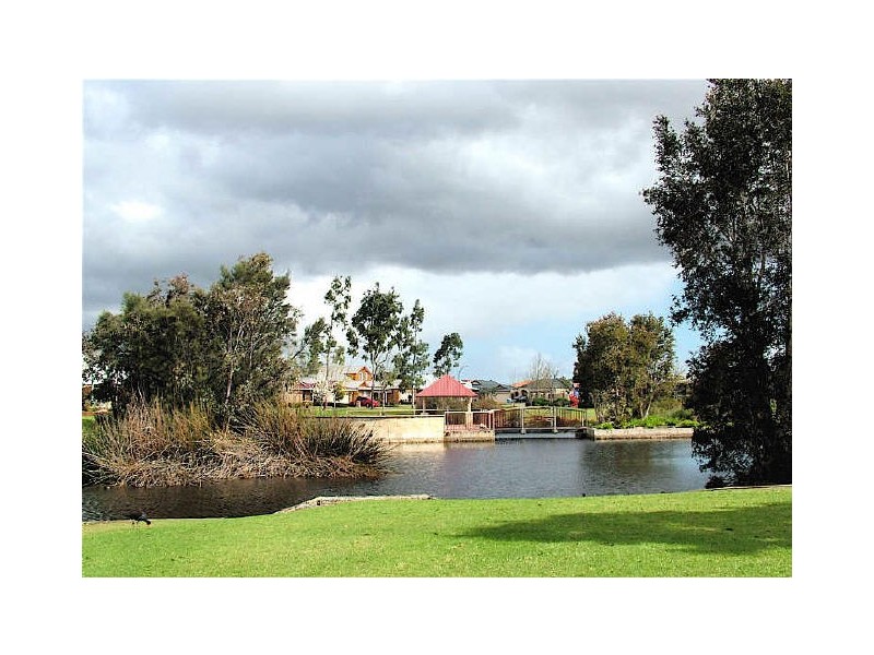 7 The Bridgeway, Canning Vale WA 6155