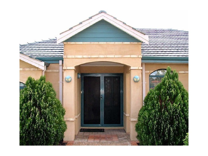 7 The Bridgeway, Canning Vale WA 6155