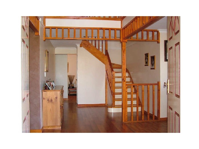 8 Capensia Way, Canning Vale WA 6155