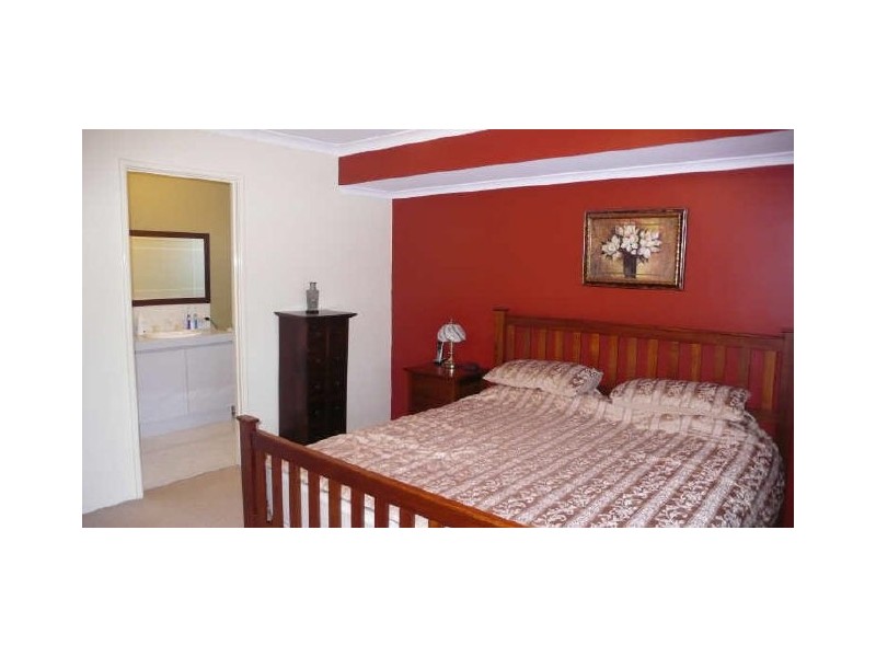 25 Liata Court, Thornlie WA 6108