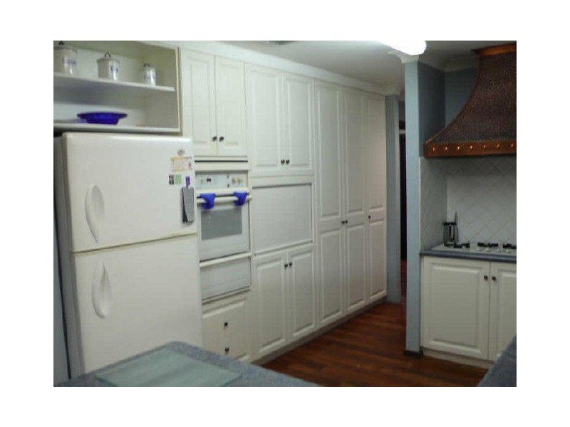 30 Bullfinch Street, Huntingdale WA 6110