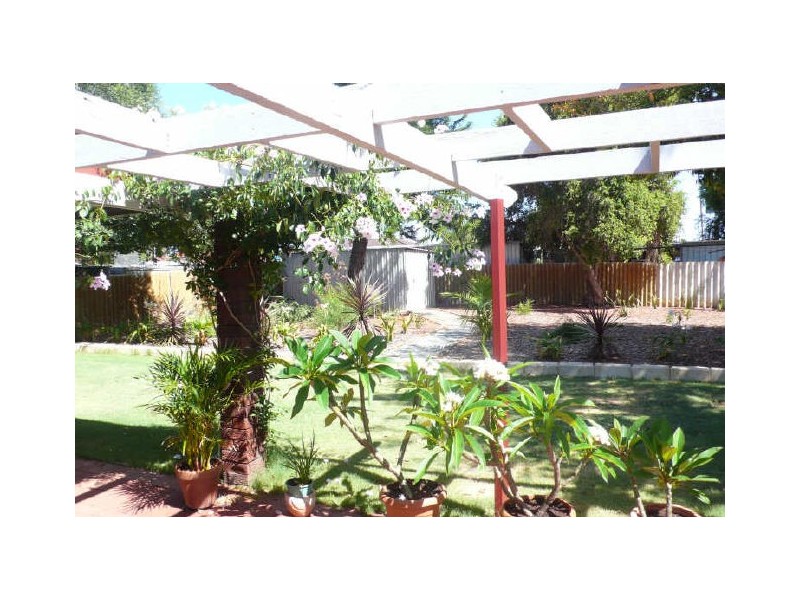 8 Ilford Place, Thornlie WA 6108