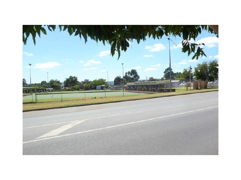 8 Ilford Place, Thornlie WA 6108