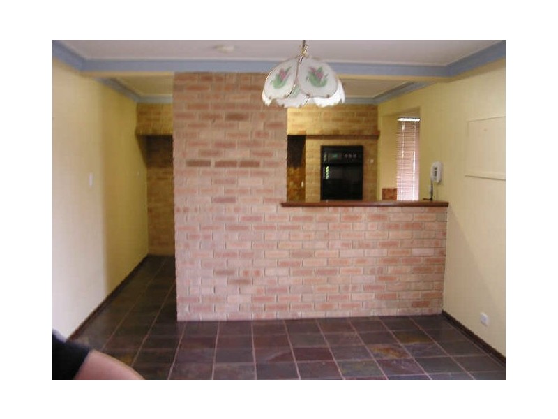 8 Ningaloo Way, Thornlie WA 6108