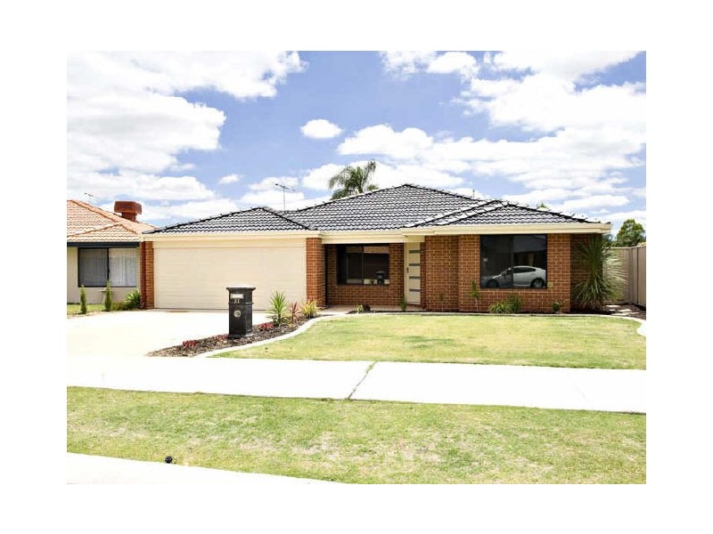21 Jonquil Loop, Seville Grove WA 6112