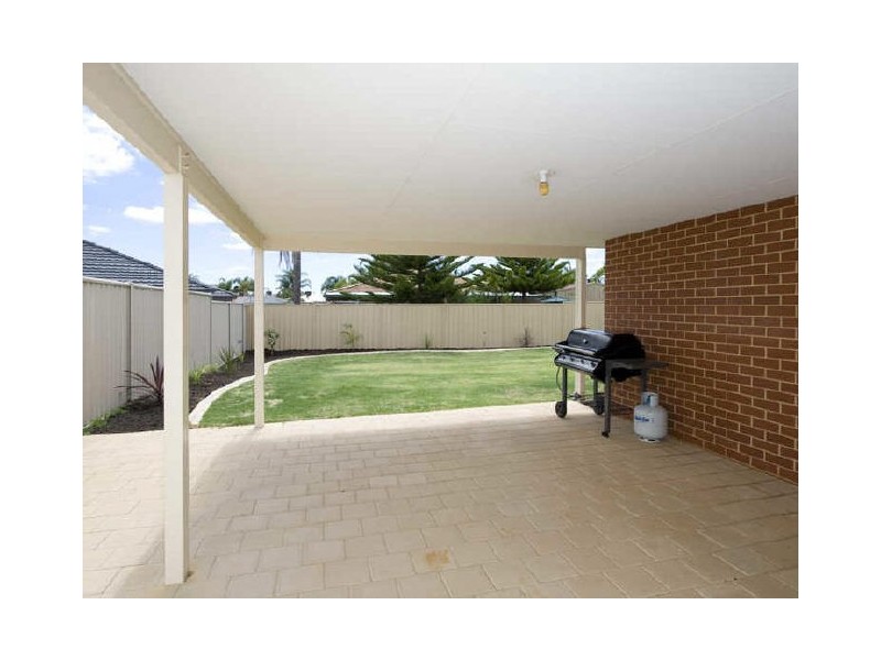 21 Jonquil Loop, Seville Grove WA 6112