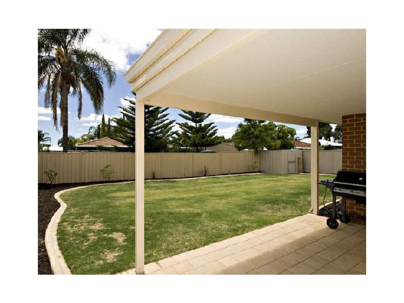 21 Jonquil Loop, Seville Grove WA 6112