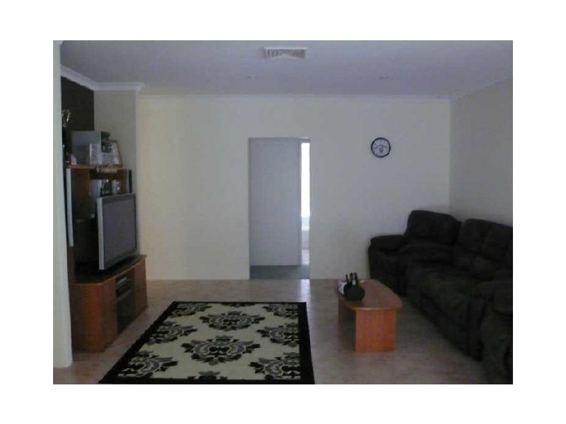 20 Thomasia Street, Huntingdale WA 6110