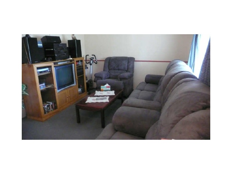 2 Winterbourne Glade, Maddington WA 6109