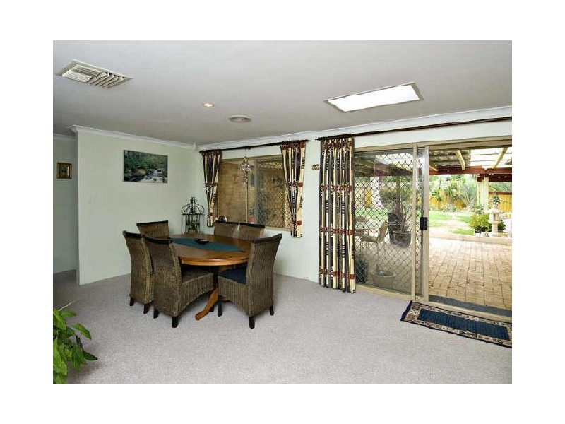 30 Rusthall Way, Huntingdale WA 6110