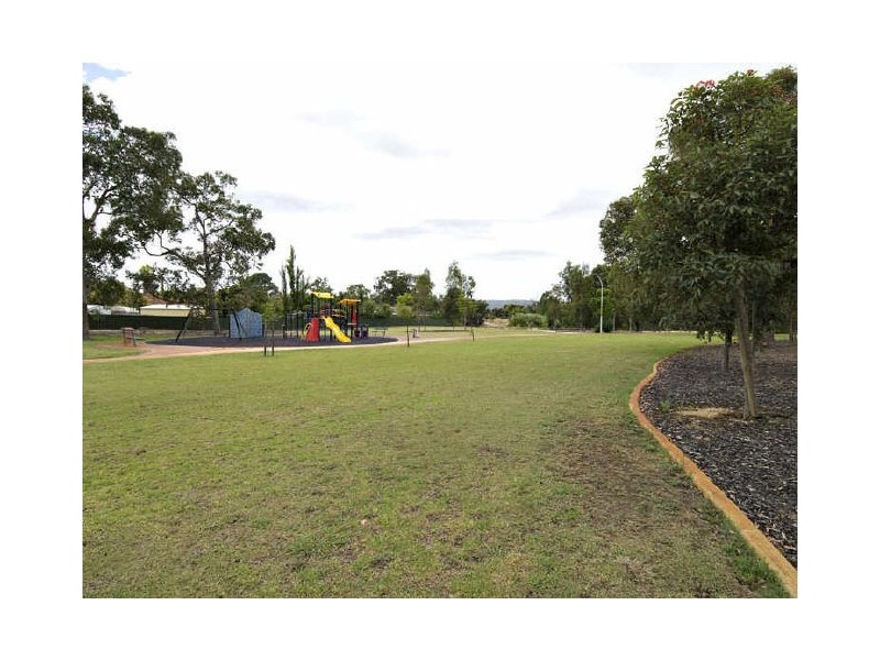 30 Rusthall Way, Huntingdale WA 6110