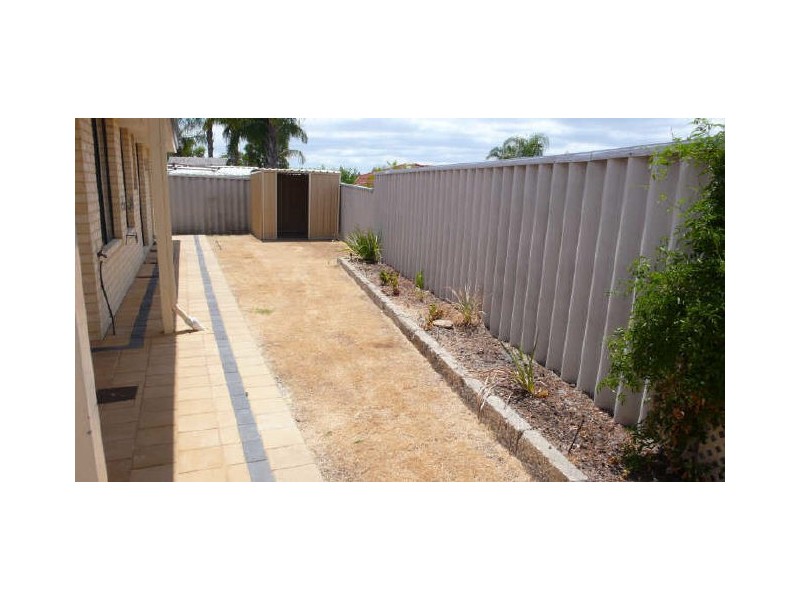 14 Harrier Close, Huntingdale WA 6110