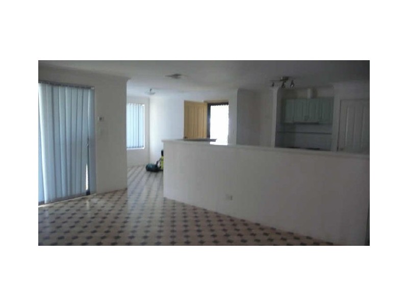 14 Harrier Close, Huntingdale WA 6110