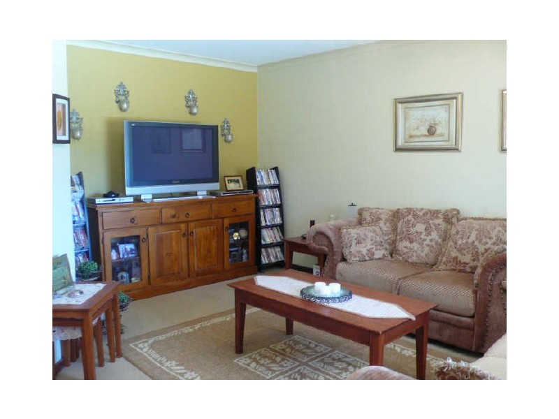 2/11 Mulline Court, Maddington WA 6109