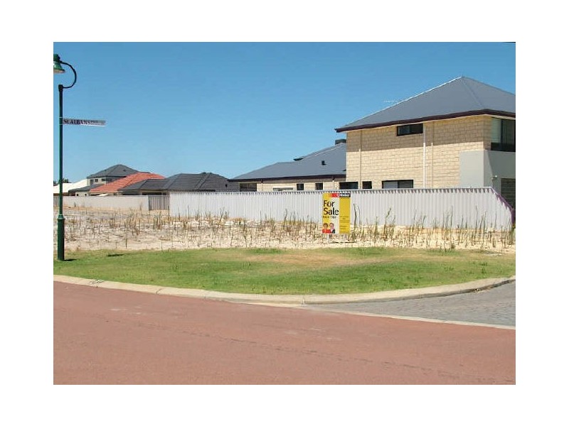 8 St Albans Prom, Canning Vale WA 6155