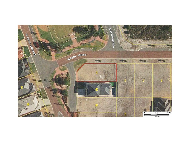 8 St Albans Prom, Canning Vale WA 6155