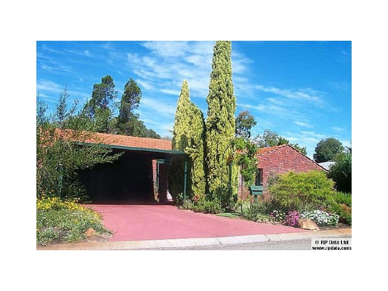 30 Grenadier Drive, Thornlie WA 6108