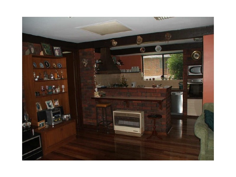 30 Grenadier Drive, Thornlie WA 6108