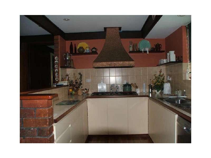 30 Grenadier Drive, Thornlie WA 6108