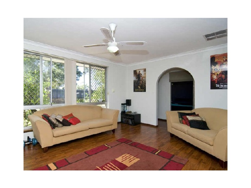 74 Hume Road, Thornlie WA 6108