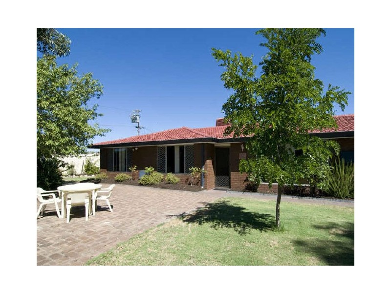 74 Hume Road, Thornlie WA 6108