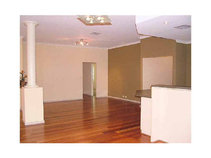 11 Lucida Road, Southern River WA 6110