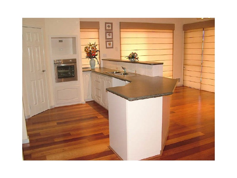 11 Lucida Road, Southern River WA 6110