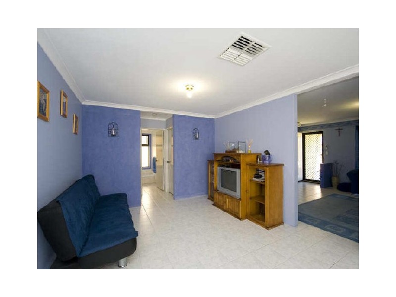 6 Clune Court, Huntingdale WA 6110