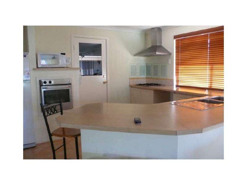 228 Amherst Road, Canning Vale WA 6155