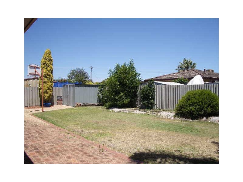 4 Ventura Court, Willetton WA 6155